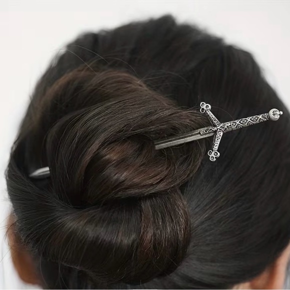 Silver Sword Hairpin - Picture 1 of 2